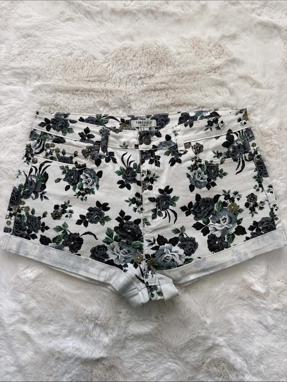Y2K Whimsygoth Cottagecore Forever 21 Dark Floral Cuffed White Denim Shorts